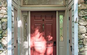 Wintergreen Retreat: Steps to Great Hiking on the Appalachain Trail - Wintergreen Resort, Virginia