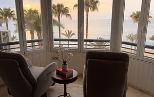 Lovely Beachfront apartment with stunning sea views - l'Alfàs del Pi, Spain