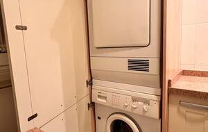 Lovely Beachfront apartment with stunning sea views - l'Alfàs del Pi, Spain