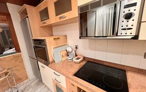 Lovely Beachfront apartment with stunning sea views - l'Alfàs del Pi, Spain