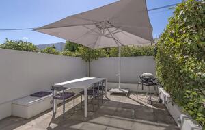 Urban Loft-Style Living Near Hagley Park - Christchurch, New Zealand