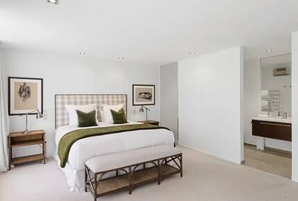 Urban Loft-Style Living Near Hagley Park - Christchurch, New Zealand