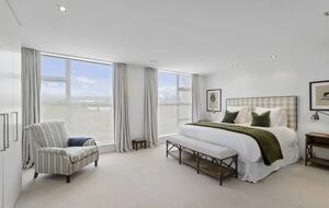 Urban Loft-Style Living Near Hagley Park - Christchurch, New Zealand