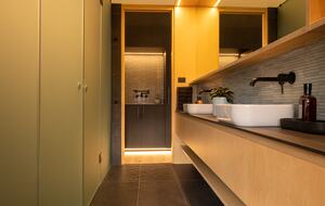 Kurui Cabin | Noosa Hinterland Luxury Retreat - Cooroy, Australia