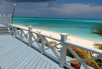 Bougainvillea House Villa