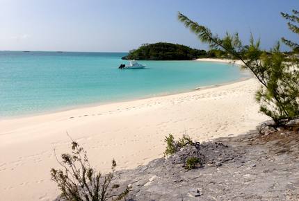 Bougainvillea House Villa - George Town, Great Exuma, Bahamas
