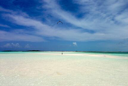 Bougainvillea House Villa - George Town, Great Exuma, Bahamas