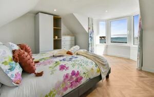 Seaside Luxury Escape - Aberdour, United Kingdom