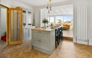 Seaside Luxury Escape - Aberdour, United Kingdom