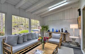 Casa Reál | Expansive Woodstock House w/ Hot Tub - Woodstock, New York