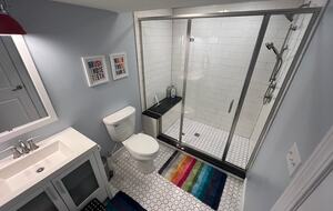 Apple Valley Lake House and Retreat - Howard, Ohio