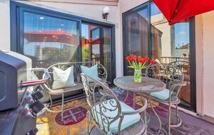 Azure Dream: Coastal Retreat Steps from the Beach - Solana Beach, California