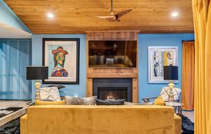 Azure Dream: Coastal Retreat Steps from the Beach - Solana Beach, California