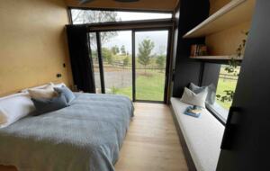 Kurui Cabin | Noosa Hinterland Luxury Retreat - Cooroy, Australia