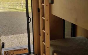 Kurui Cabin | Noosa Hinterland Luxury Retreat - Cooroy, Australia