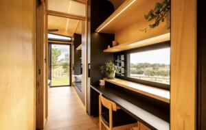 Kurui Cabin | Noosa Hinterland Luxury Retreat - Cooroy, Australia