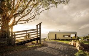 Kurui Cabin | Noosa Hinterland Luxury Retreat - Cooroy, Australia
