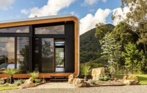 Kurui Cabin | Noosa Hinterland Luxury Retreat - Cooroy, Australia