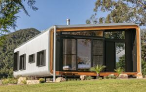 Kurui Cabin | Noosa Hinterland Luxury Retreat - Cooroy, Australia