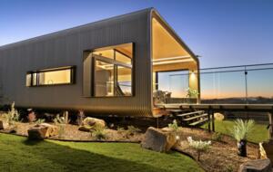 Kurui Cabin | Noosa Hinterland Luxury Retreat - Cooroy, Australia