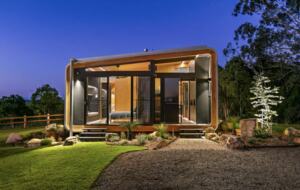 Kurui Cabin | Noosa Hinterland Luxury Retreat - Cooroy, Australia