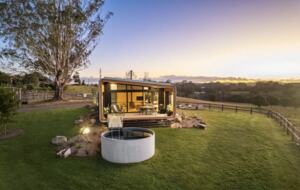 Kurui Cabin | Noosa Hinterland Luxury Retreat - Cooroy, Australia