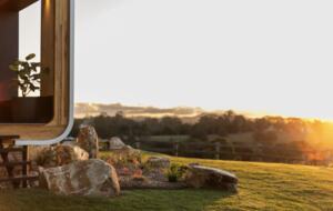 Kurui Cabin | Noosa Hinterland Luxury Retreat - Cooroy, Australia