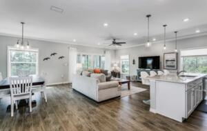 Pensacola Getaway | Golf Cart Included - Pensacola, Florida