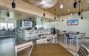 Pensacola Getaway | Golf Cart Included - Pensacola, Florida