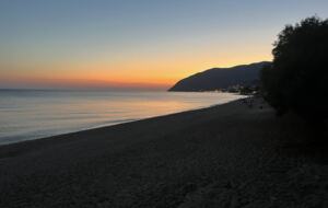 Beachfront Island Villa with Panoramic Aegean Views - Agios Isidoros, Greece