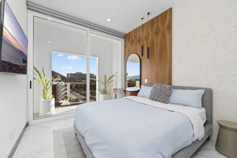 Sol y Mar Escape - Cabo San Lucas, Mexico