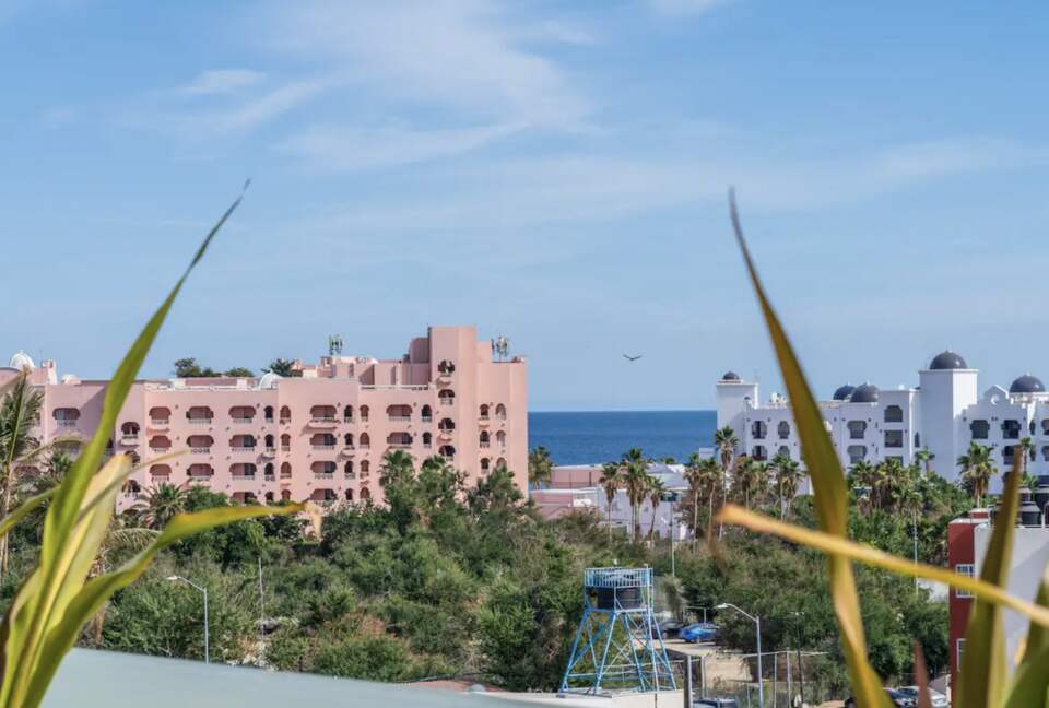Sol y Mar Escape - Cabo San Lucas, Mexico