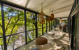 Luxury Riverfront Bungalow - Minutes to Downtown - Knoxville, Tennessee