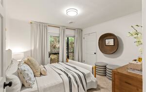 Luxury Riverfront Bungalow - Minutes to Downtown - Knoxville, Tennessee