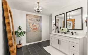 Luxury Riverfront Bungalow - Minutes to Downtown - Knoxville, Tennessee