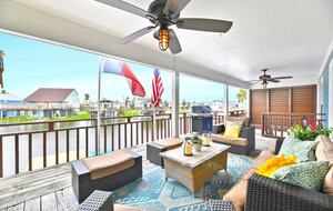 Coastal Haven: Relaxation and Adventure in Jamaica Beach - Jamaica Beach, Texas