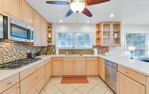 Coastal Haven: Relaxation and Adventure in Jamaica Beach - Jamaica Beach, Texas