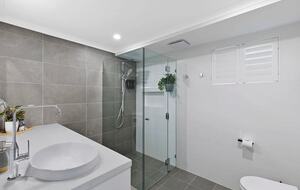 Ocean Pines Apartment - Blue Bay, Australia