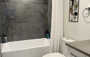 High Bluff Waterfront Contemporary Home in Gig Harbor - Gig Harbor, Washington