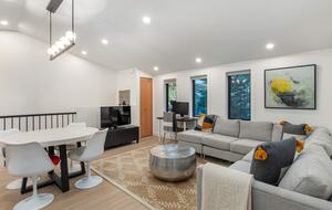 Summer Place Carriage House - Whistler, Canada