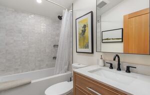 Summer Place Carriage House - Whistler, Canada