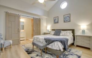 Luxury Beach Retreat | Short Walk to Sand - Galveston, Texas