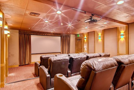 4 Nights at Hyatt Main Street Station - Studio Residence - Breckenridge, Colorado
