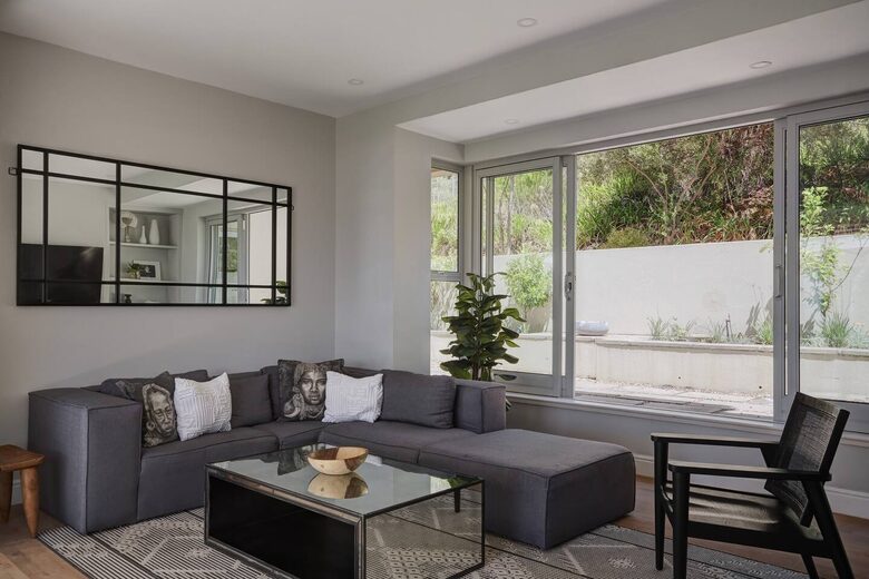 Merlot House - Cape Town, South Africa