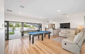 Bahamas on Brooks - Newcastle, Australia