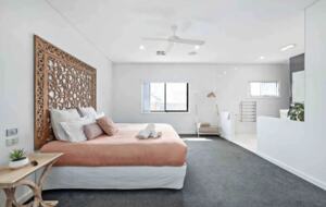 Bahamas on Brooks - Newcastle, Australia