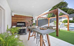 Bahamas on Brooks - Newcastle, Australia