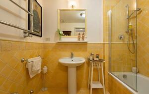 Lungarno Diaz Historic Retreat - Florence, Italy