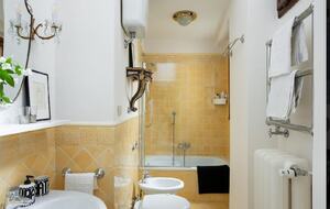 Lungarno Diaz Historic Retreat - Florence, Italy