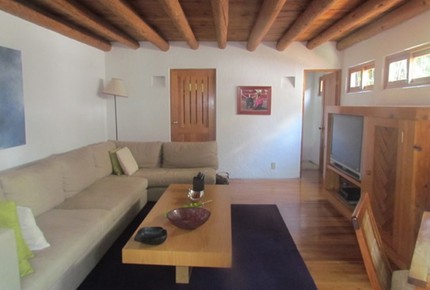 LAS TEJAS LAKE HOUSE - Valle de Bravo, Mexico